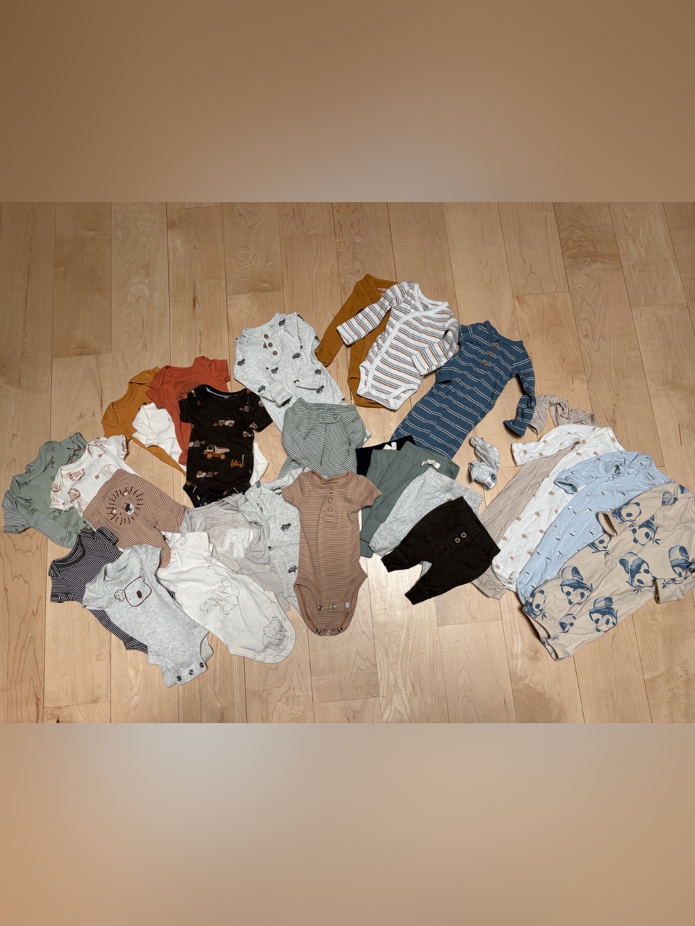 Preemie Boys Bundle - Carter’s - Excellent Condition